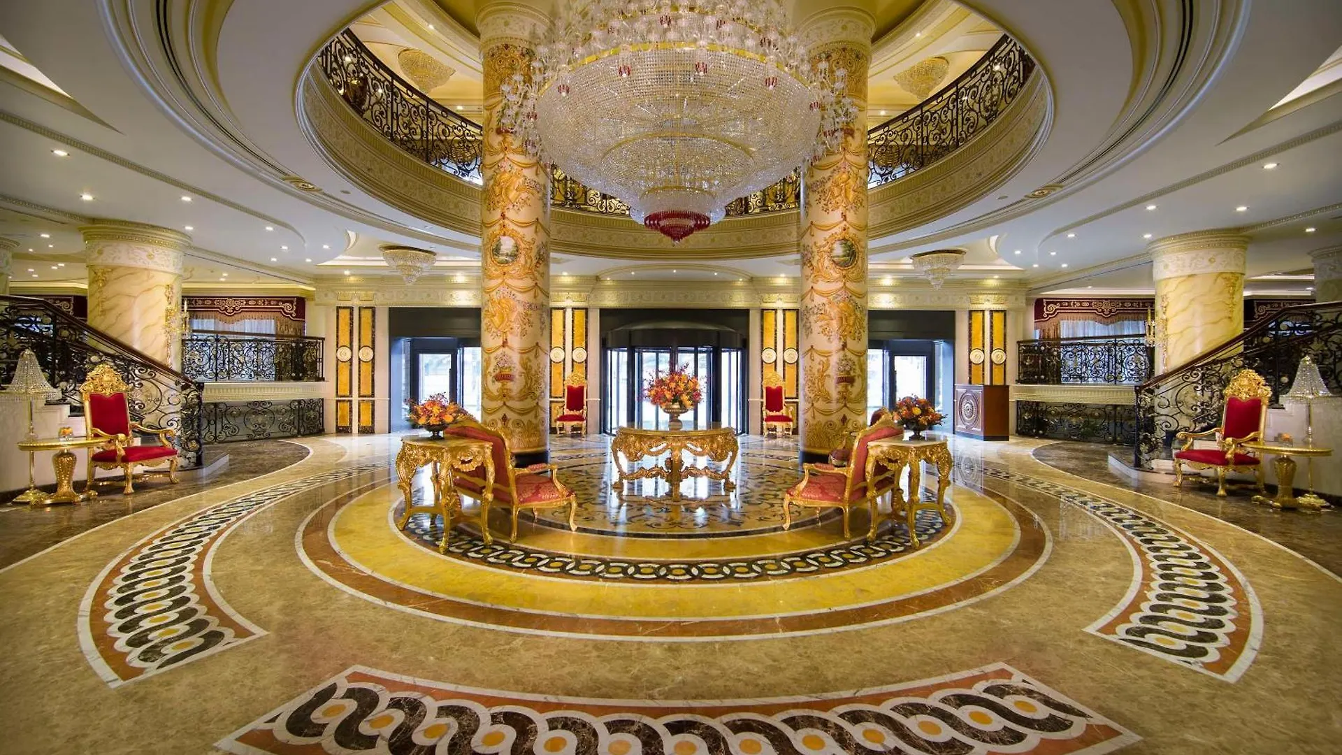 فندق رويال روز أبو ظبي 5*,