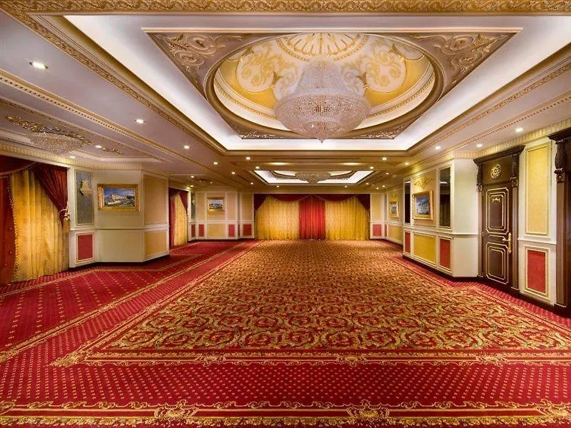 فندق رويال روز أبو ظبي 5*,  الإمارات العربية المتحدة
