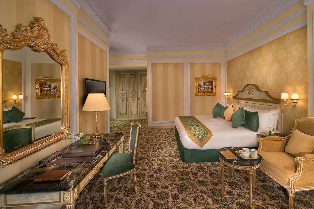 Royal Rose Abu Dhabi, A Curio Collection By Hilton Affiliated Hotel 5*,