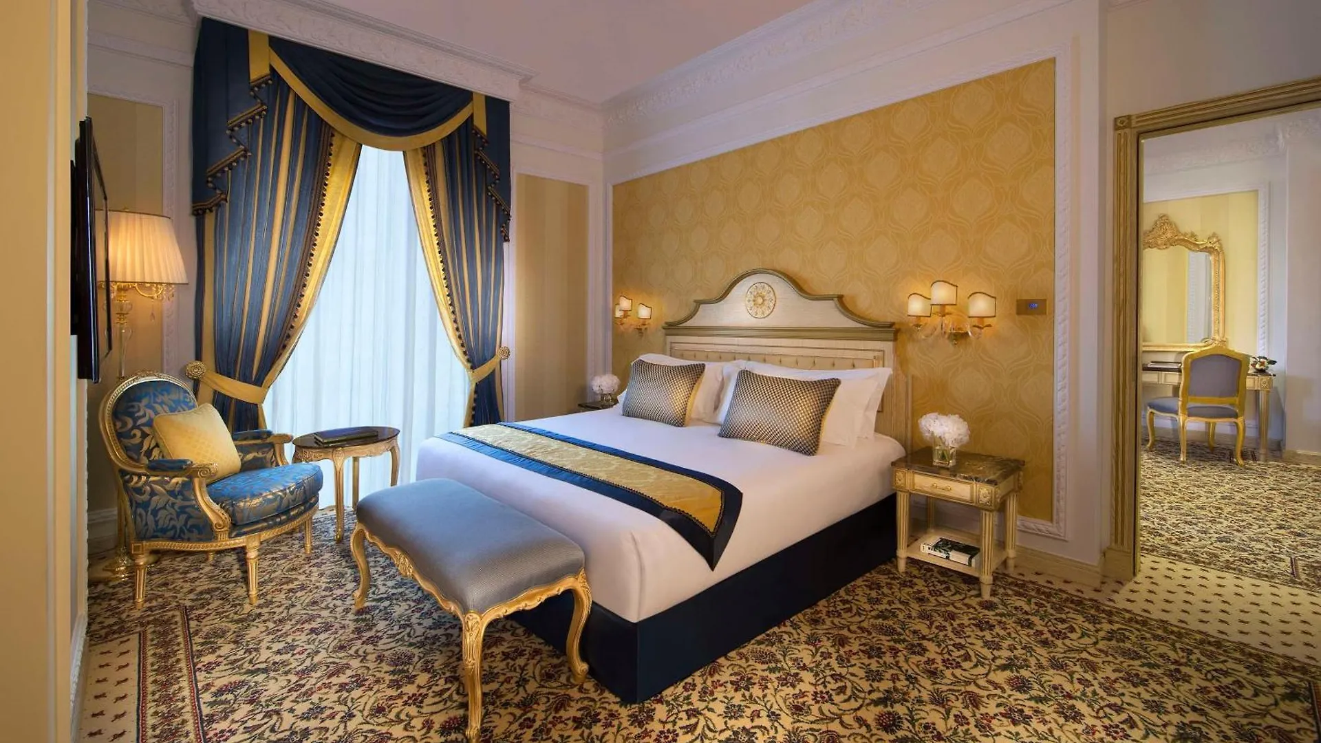 Royal Rose Abu Dhabi, A Curio Collection By Hilton Affiliated Hotel