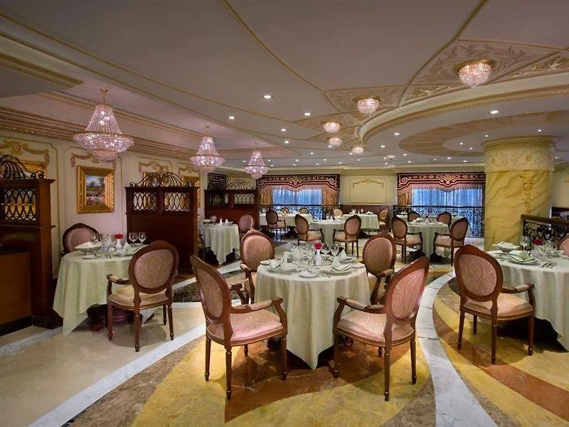 Royal Rose Abu Dhabi, A Curio Collection By Hilton Affiliated Hotel